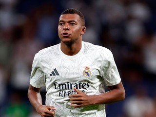 Kylian Mbappé v drese Realu Madrid.