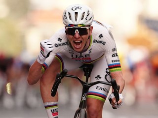 Slovinský cyklista Tadej Pogačar prvýkrát v kariére vyhral monument Miláno - San Remo 2026.
