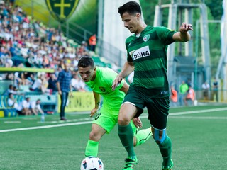 Martin Luberda (v popredí vpravo) si v drese Prešova zahral vo Fortuna lige.