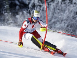 Manuel Feller v prvom kole slalomu v Kitzbüheli.