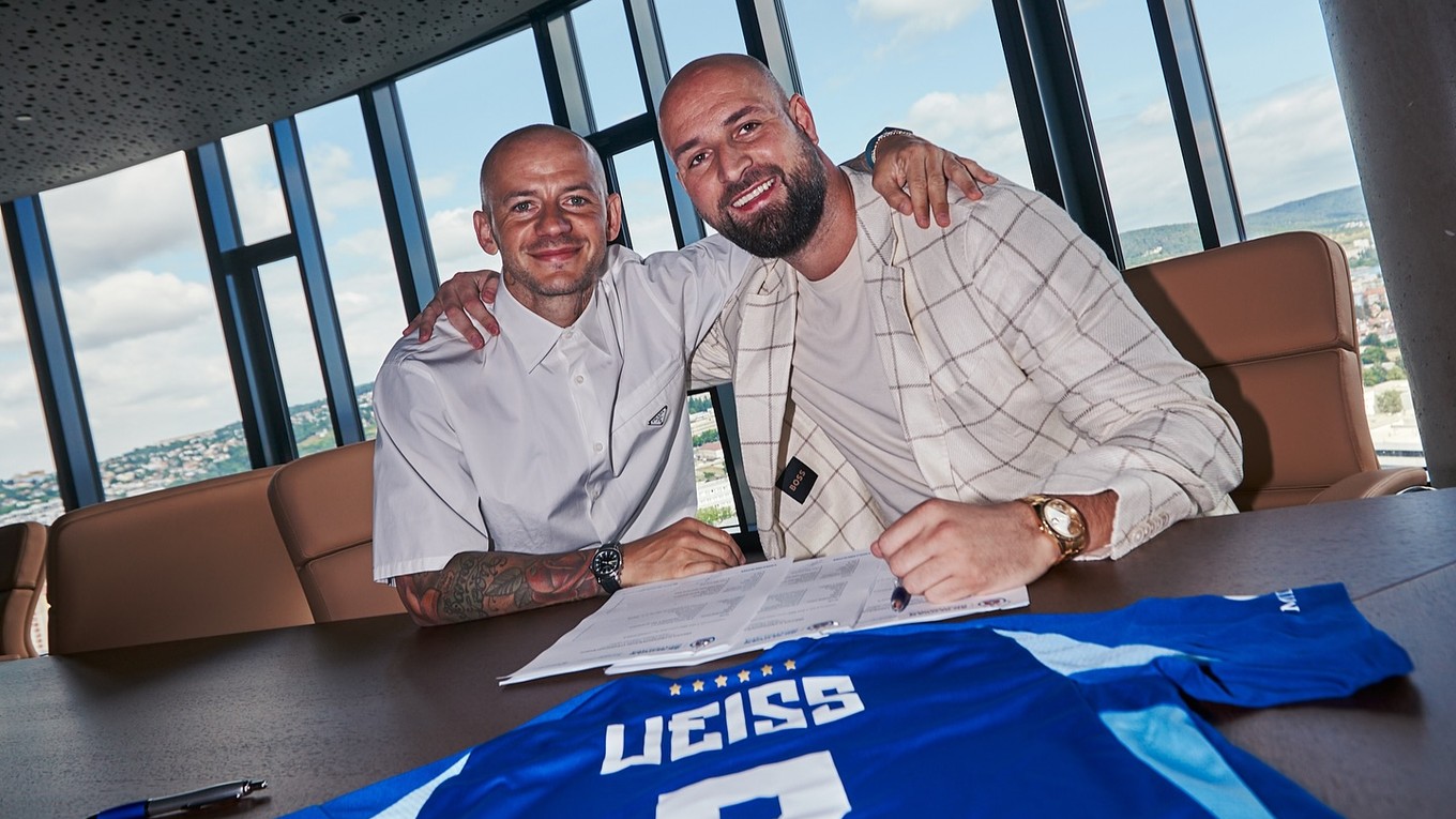 Vladimír Weiss junior a Ivan Kmotrík starší (vpravo)