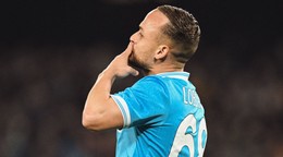 Stanislav Lobotka oslavuje gól.