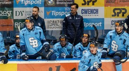 Tréner HC Slovan Bratislava Brad Tapper.