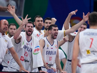 Radosť srbských basketbalistov.