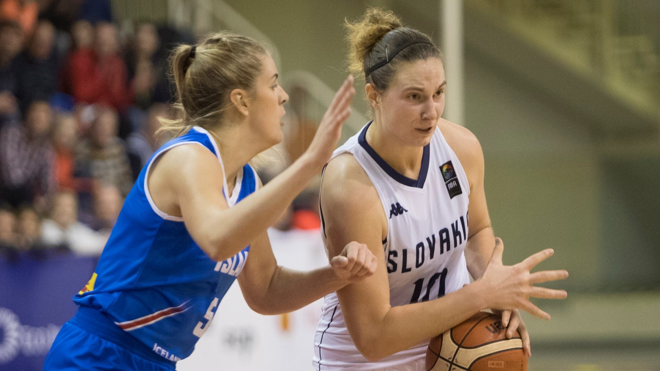 Slovenská basketbalistka Žofia Hruščáková. 
