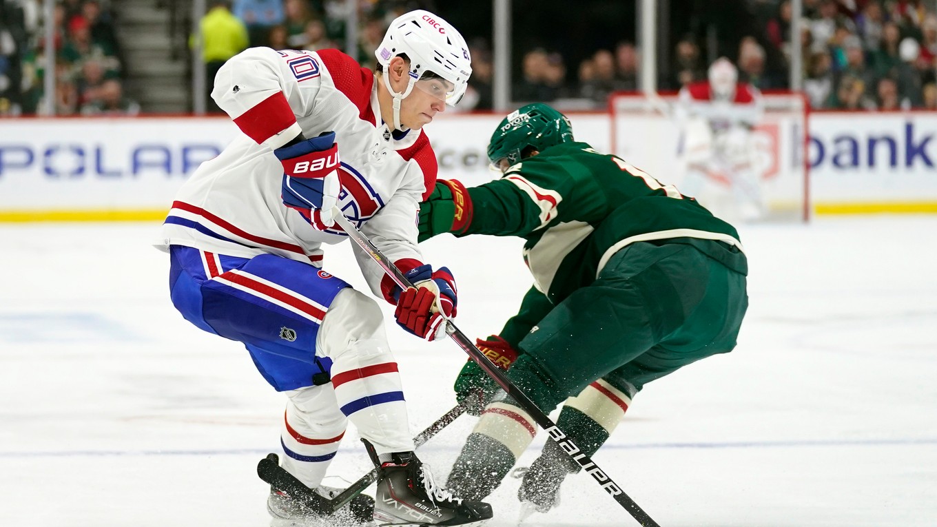 Juraj Slafkovský v drese Montrealu Canadiens.