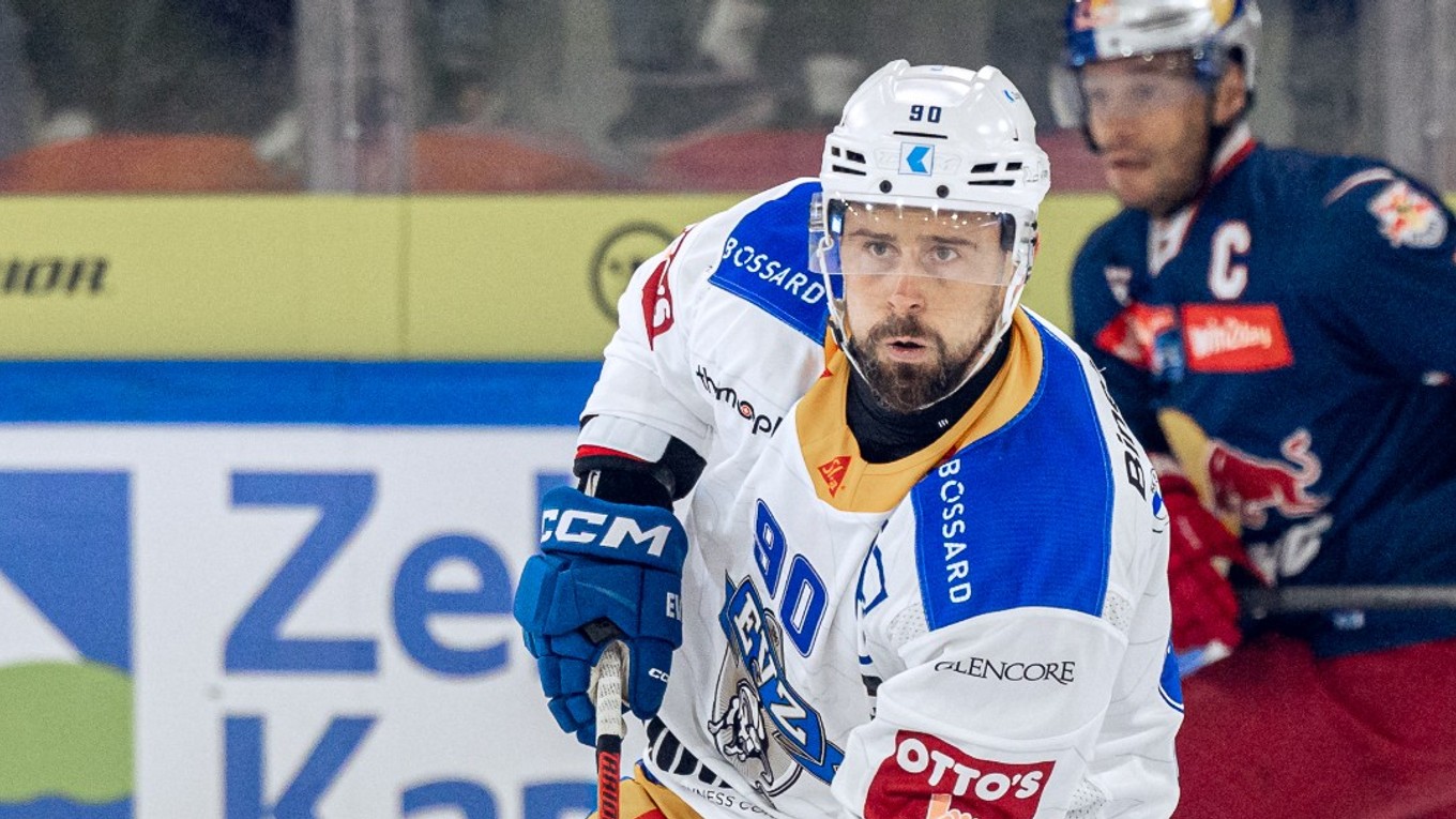 Tomáš Tatar v drese EV Zug. 