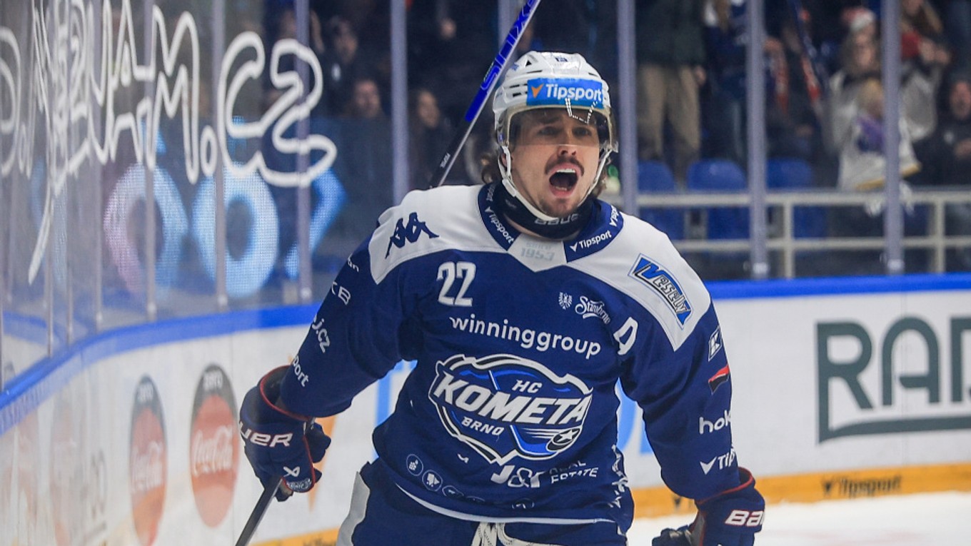 Kristián Pospíšil oslavuje gól.
