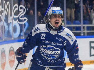 Kristián Pospíšil oslavuje gól.