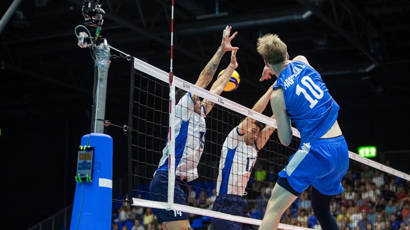 Fotka z finále Final Four medzi Českom a Fínskom.