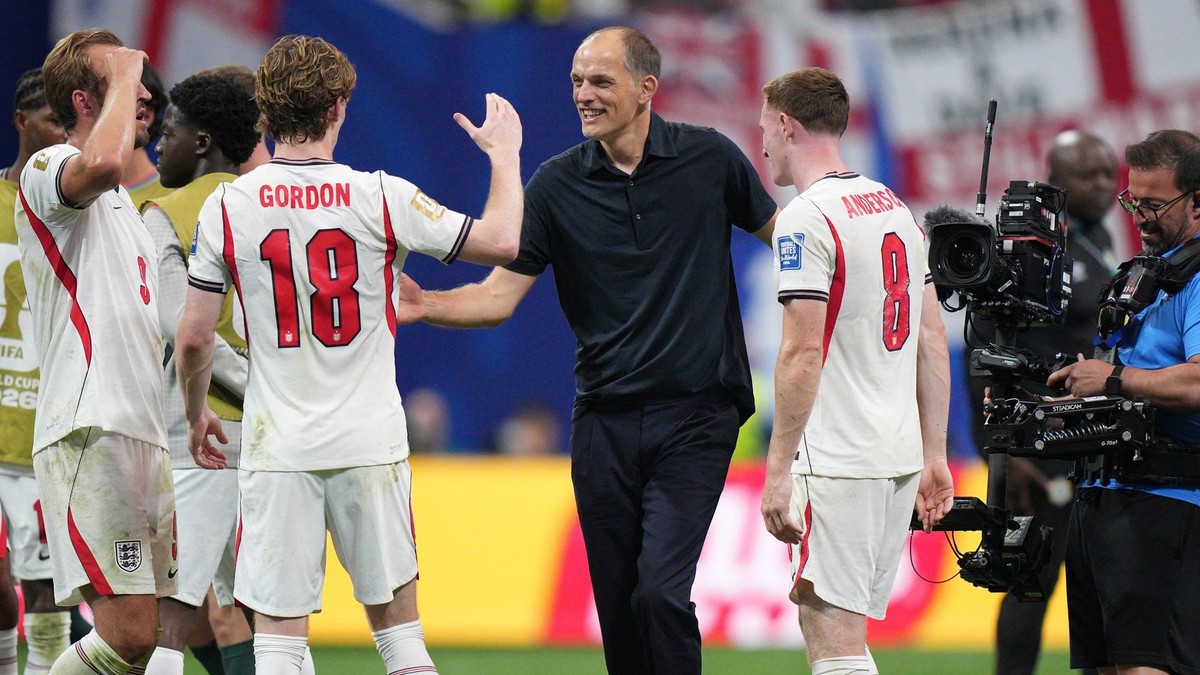 Thomas Tuchel a hráči anglickej reprezentácie.