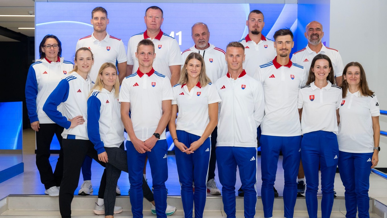 Výprava Slovenského atletického zväzu so športovcami počas zrazu pred Majstrovstvami sveta v atletike.