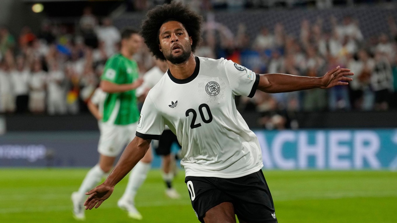 Serge Gnabry sa raduje z gólu počas zápasu A-skupiny európskej kvalifikácie MS 2026 vo futbale Nemecko - Severné Írsko.