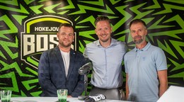 Zľava Lukáš Havlíček, moderátor Stanislav Benčat a Tomáš Chrenko v podcaste Hokejový BOSS.