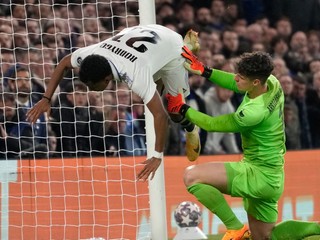 Rodrygo strieľa gól v zápase Chelsea FC - Real Madrid v odvete štvrťfinále Ligy majstrov.