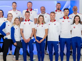 Výprava Slovenského atletického zväzu so športovcami počas zrazu pred Majstrovstvami sveta v atletike.