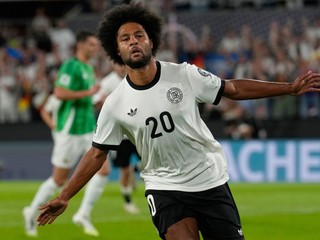Serge Gnabry sa raduje z gólu počas zápasu A-skupiny európskej kvalifikácie MS 2026 vo futbale Nemecko - Severné Írsko.