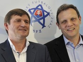 Michal Hipp (vľavo) a Stanislav Griga spoločne viedli slovenskú futbalovú reprezentáciu od mája 2012 do júna 2013.