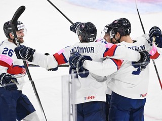 Radosť hokejistov Veľkej Británie.