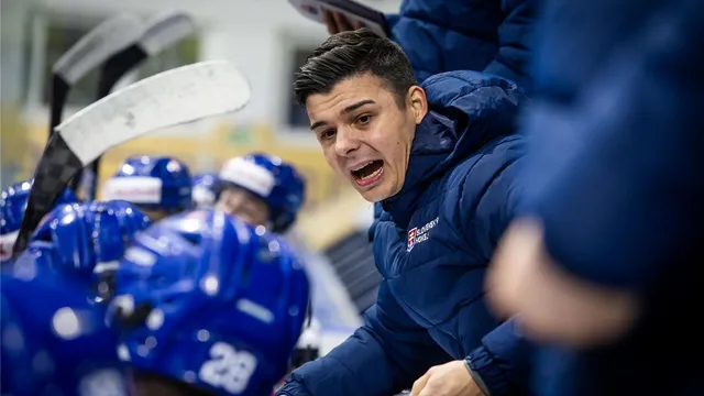 Tréner Slovensko U18 Martin Dendis.