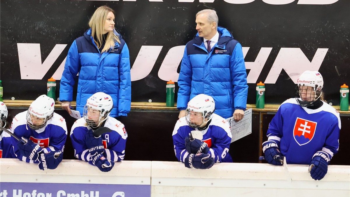 Slovenské hokejistky. 