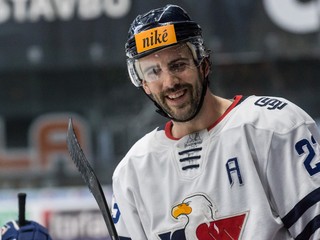 Brant Harris v drese HC Slovan Bratislava počas majstrovskej sezóny v slovenskej extralige.