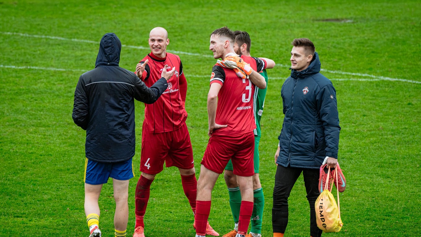 Futbalisti MŠK Púchov.