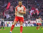 Anglický útočník Bayernu Mníchov Harry Kane sa teší z gólu. 