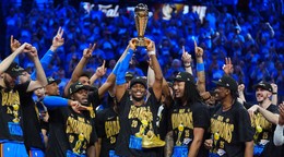 Oklahoma City Thunder oslavuje titul v NBA.