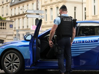 Polícia v Paríži. 