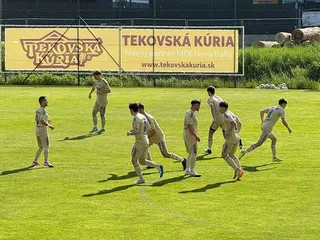 Futbalisti MFK Nová Baňa postupujú do vyššej súťaže.
