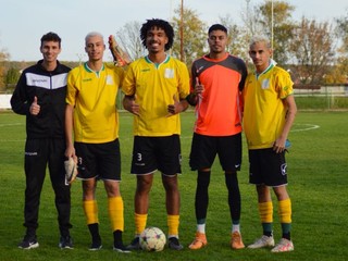 Kvinteno legionárov tímu FK Marcelová z Brazílie - zľava Joao Franz, Gustavo Da Silva, Bernardo De Paula, brankár Rodrigo Sousa a Jean Duarte.