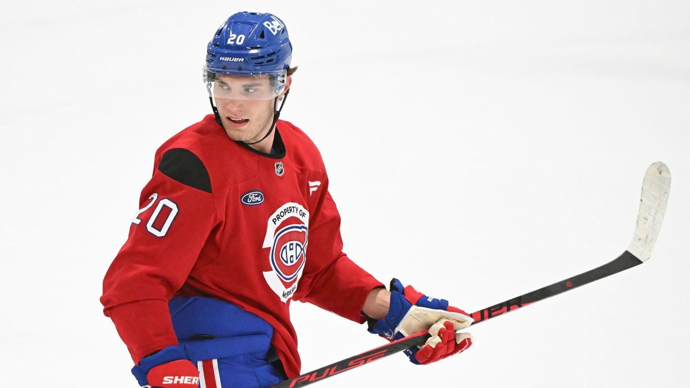  Juraj Slafkovský počas tréningového zápasu