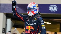 Holandský pretekár F1 Max Verstappen vyhral kvalifikáciu na Veľkú cenu Abú Zabí 2025.