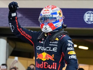 Holandský pretekár F1 Max Verstappen vyhral kvalifikáciu na Veľkú cenu Abú Zabí 2025.