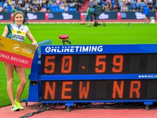 Na snímke slovenská bežkyňa Emma Zapletalová s národným rekordom v behu na 400 metrov počas hlavného programu atletického mítingu Zlatá tretra v Ostrave.