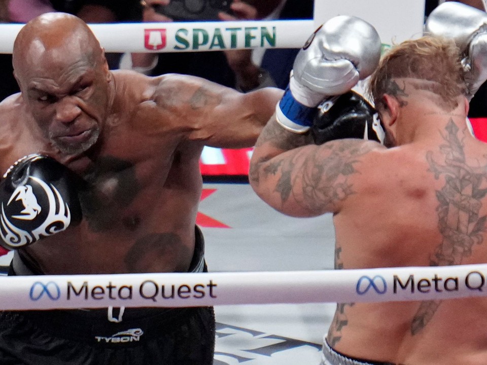 Mike Tyson v súboji s Jakeom Paulom