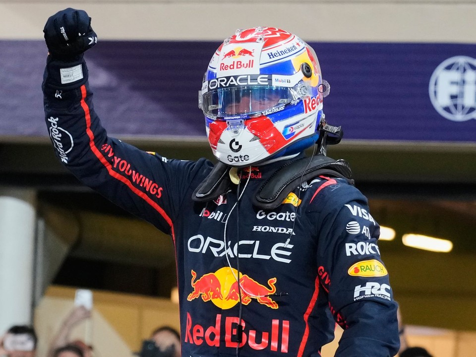 Holandský pretekár F1 Max Verstappen vyhral kvalifikáciu na Veľkú cenu Abú Zabí 2025.