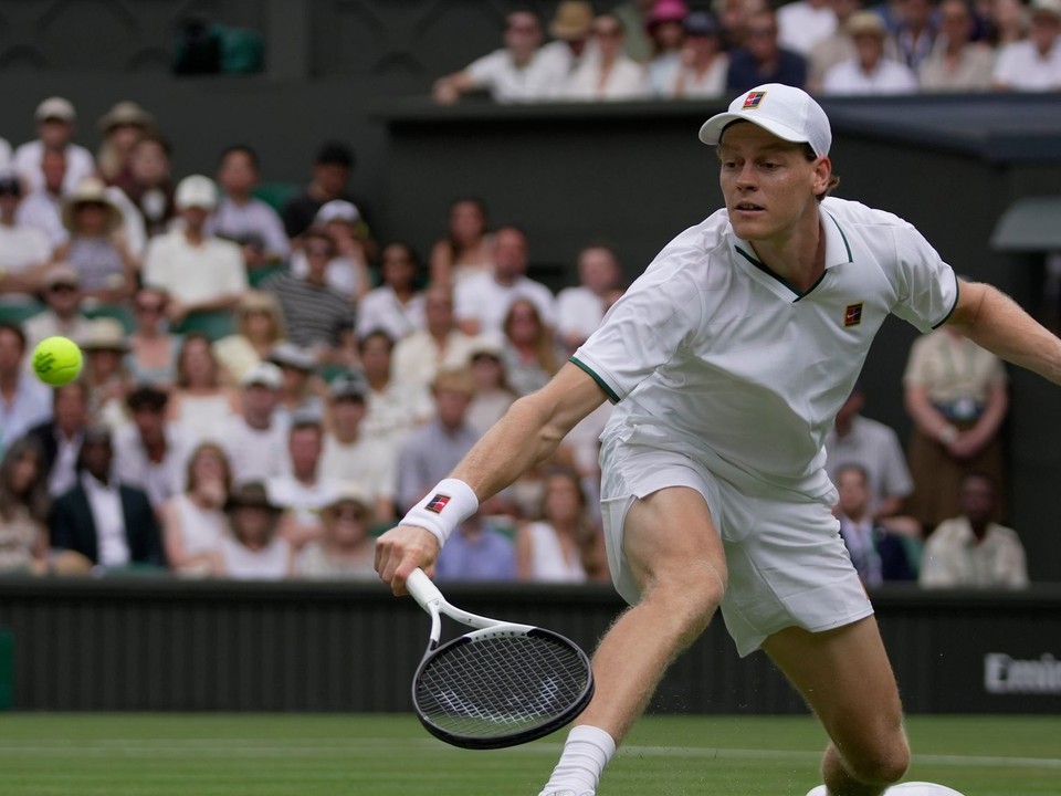 Jannik Sinner na Wimbledone 2026.