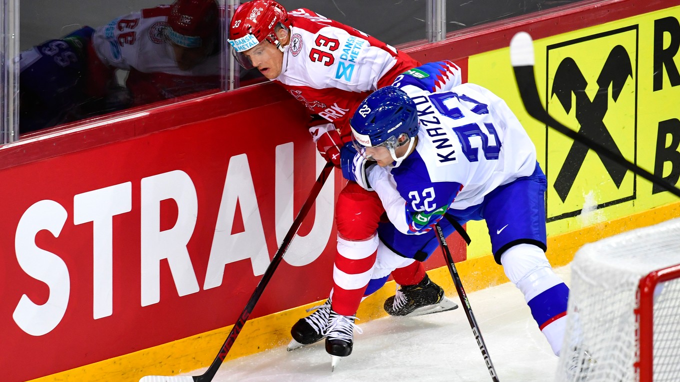 Samuel Kňažko v zápase Slovensko - Dánsko na MS v hokeji 2021. 
