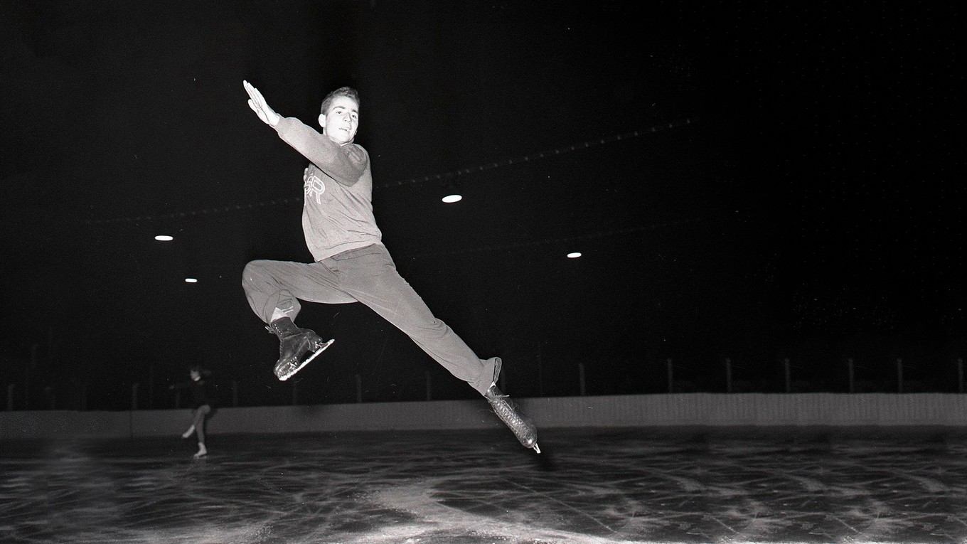 Karol Divín počas tréningu na majstrovstvách Európy 1958