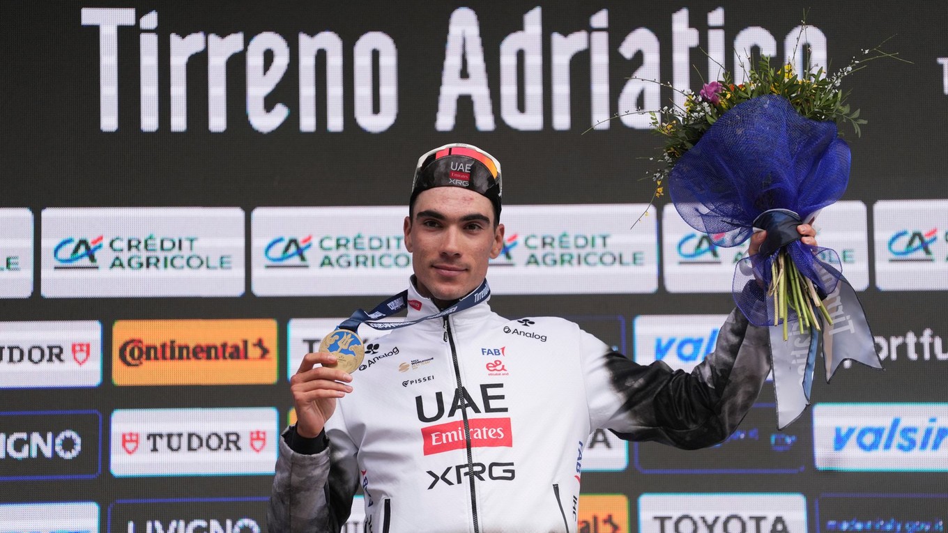 Juan Ayuso z tímu UAE Team Emirates sa stal celkovým víťazom pretekov Tirreno-Adriatico 2025.