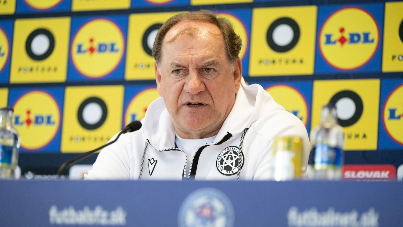Tréner slovenskej futbalovej reprezentácie Vladimír Weiss st.