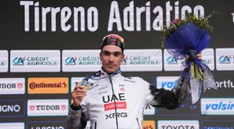 Juan Ayuso z tímu UAE Team Emirates sa stal celkovým víťazom pretekov Tirreno-Adriatico 2025.