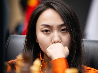 Lej Tching-ťie vs. Ťü Wen-ťün.