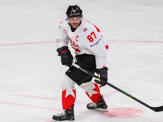 Sidney Crosby počas MS v hokeji 2025. 