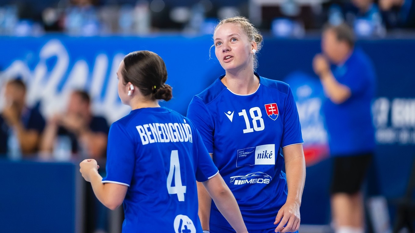 Slovenské hádzanárky do 17 rokov. 