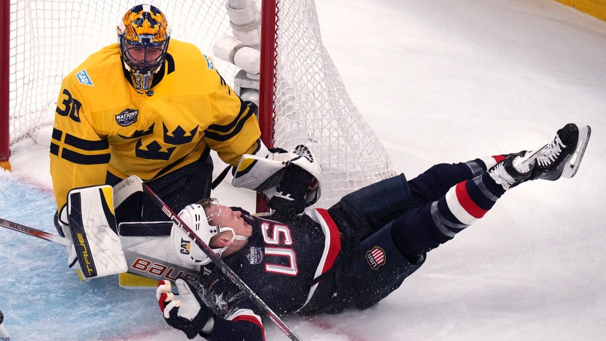 Hokejisti USA majú problémy so zraneniami. Mimo sú obaja Tkachukovci, zranený je aj Matthews