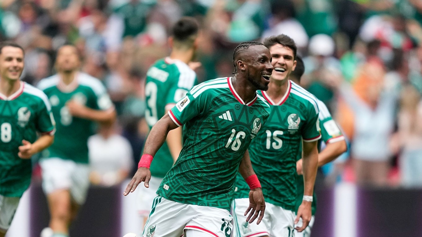 Futbalisti Mexika oslavujú gól počas MS 2026.