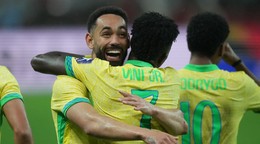 Futbalisti Brazílie oslavujú gól.